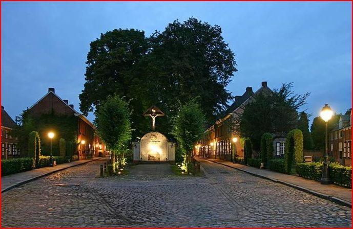 B&B Bon-Bon 'Nuit' Turnhout Εξωτερικό φωτογραφία